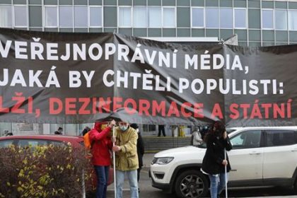 Otevřený dopis premiérovi ČR Andreji Babišovi zde dne 17. listopadu 2020 v souvislosti s ohrožením nezávislosti klíčového veřejnoprávního média – České televize